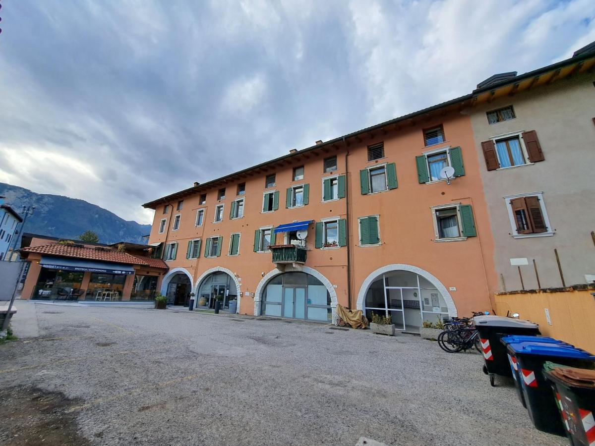 Casa Vacanze S.Tomaso ริวาเดลการ์ดา ภายนอก รูปภาพ